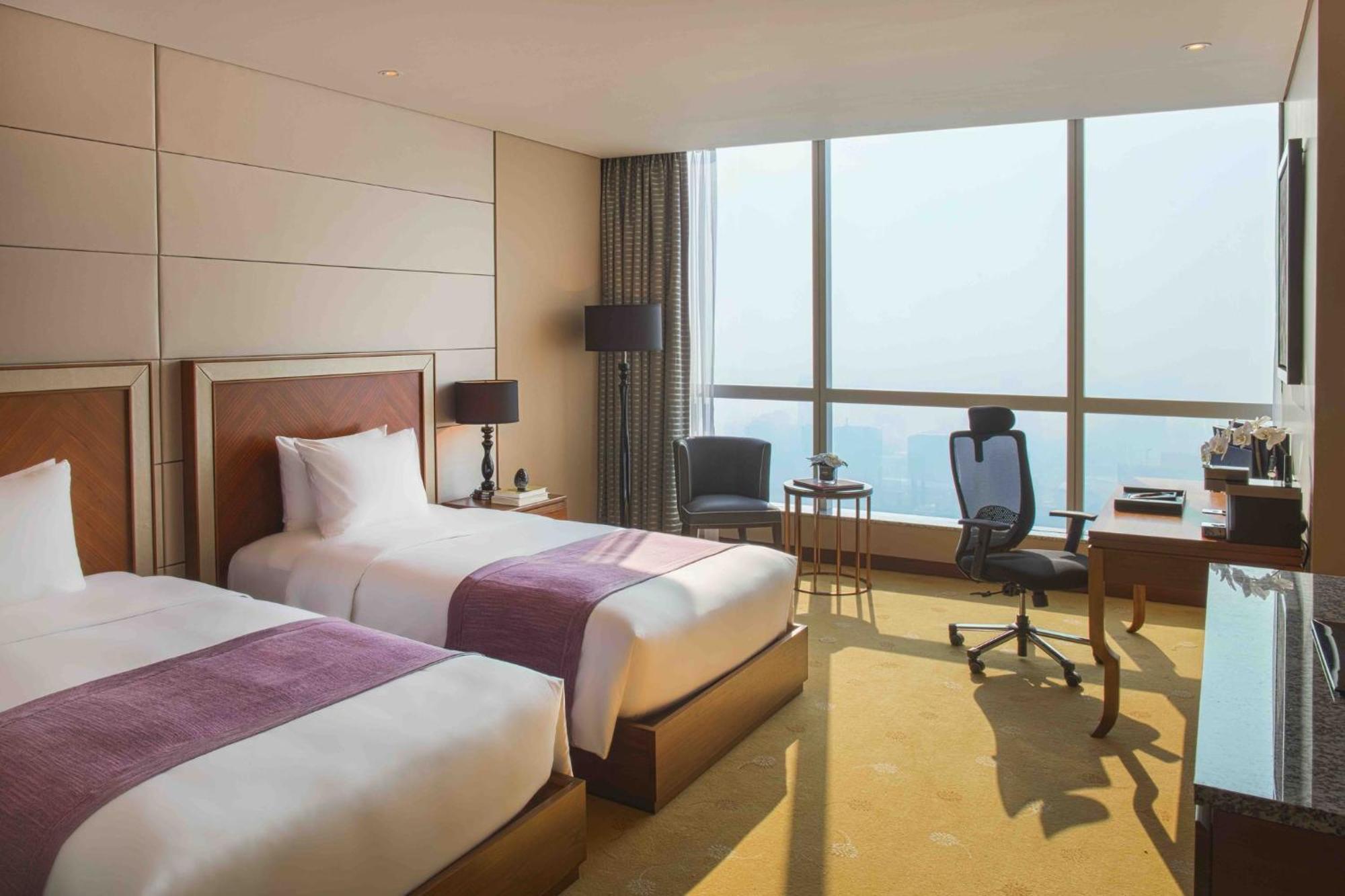 Intercontinental Hanoi Landmark72 By Ihg Екстериор снимка